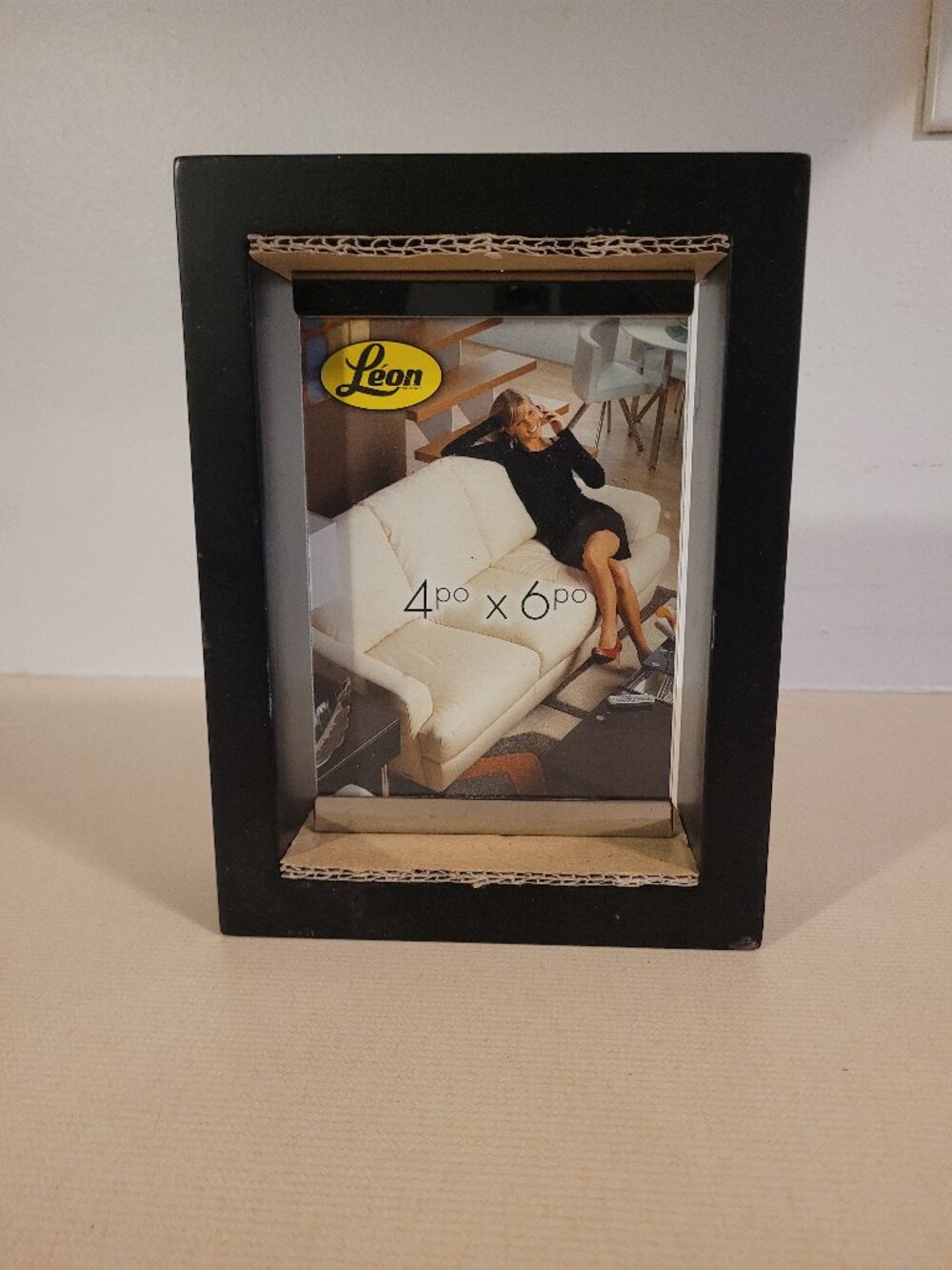 NWT Modern Pivoting Rotating Glass Picture Frame Photo Frame 4x6 Black
